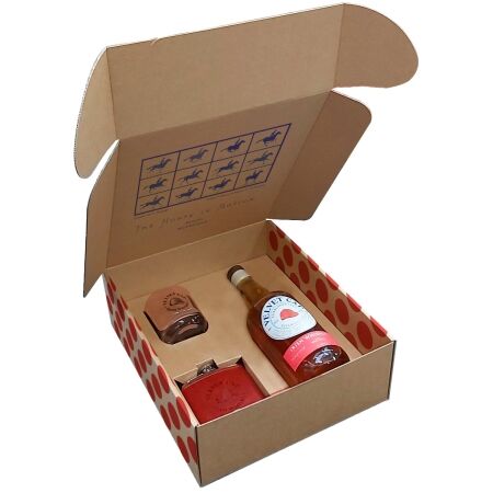 Blackwater Distillery Velvet Cap Triple Cask Whiskey in Giftbox with Tumbler & Hipflask